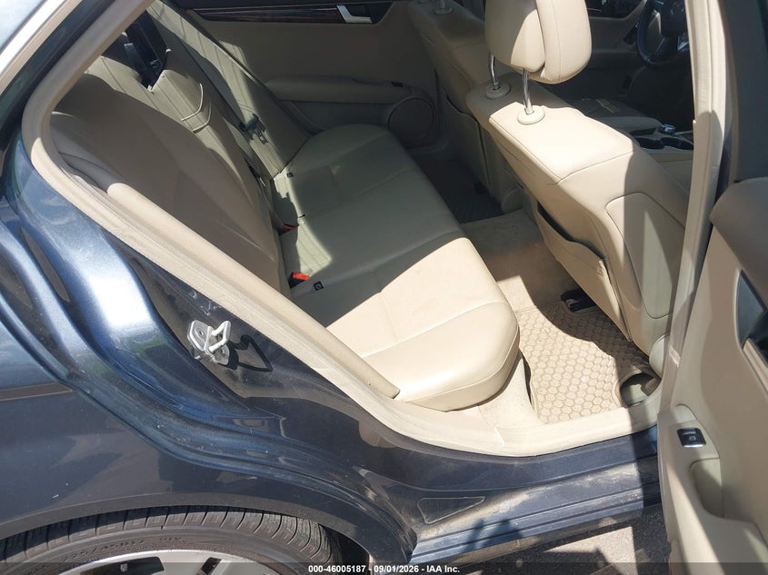 MERCEDES-BENZ C 250 2014 VIN WDDGF4HB6EG248350