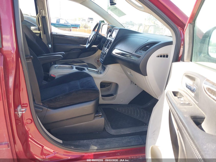 2014 DODGE GRAND CARAVAN auction photo 5