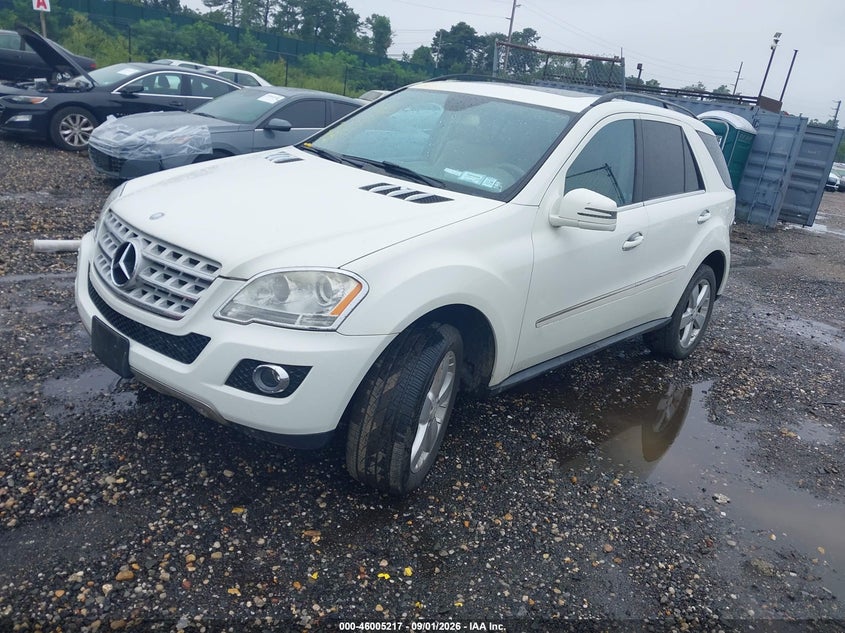 2011 MERCEDES-BENZ ML 350 auction photo 2