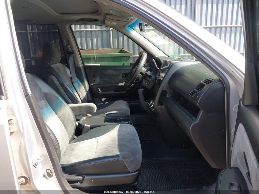 2002 HONDA CR-V auction photo 5