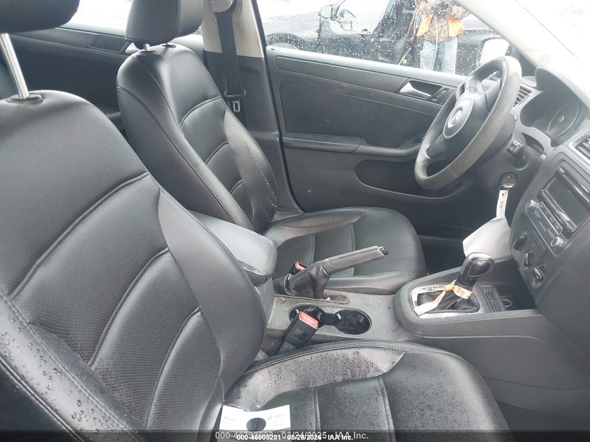 VOLKSWAGEN JETTA 2014 VIN 3VWD17AJ6EM363791