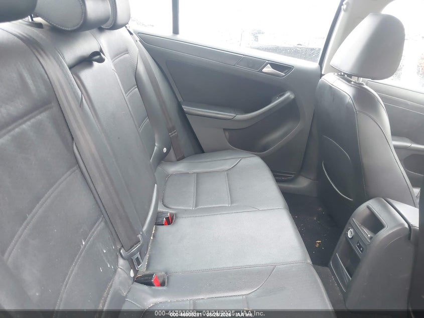 VOLKSWAGEN JETTA 2014 VIN 3VWD17AJ6EM363791