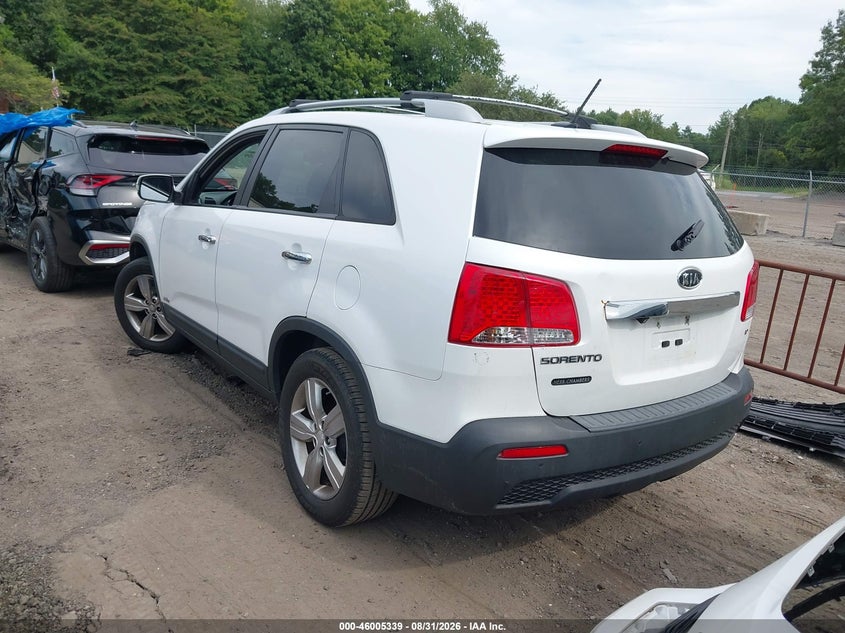 2013 KIA SORENTO auction photo 3