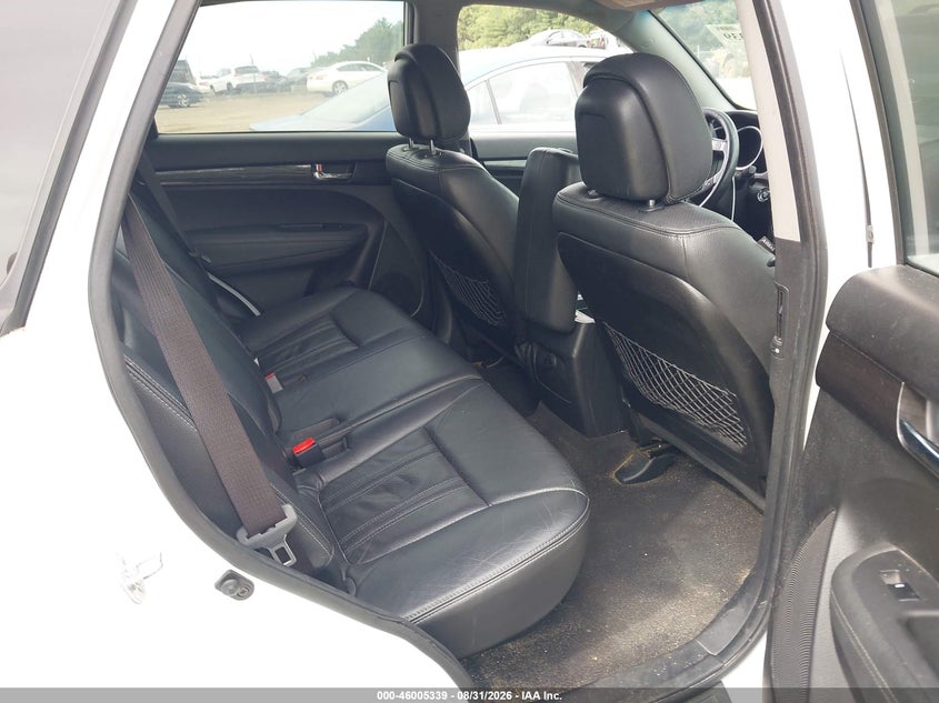 2013 KIA SORENTO auction photo 8