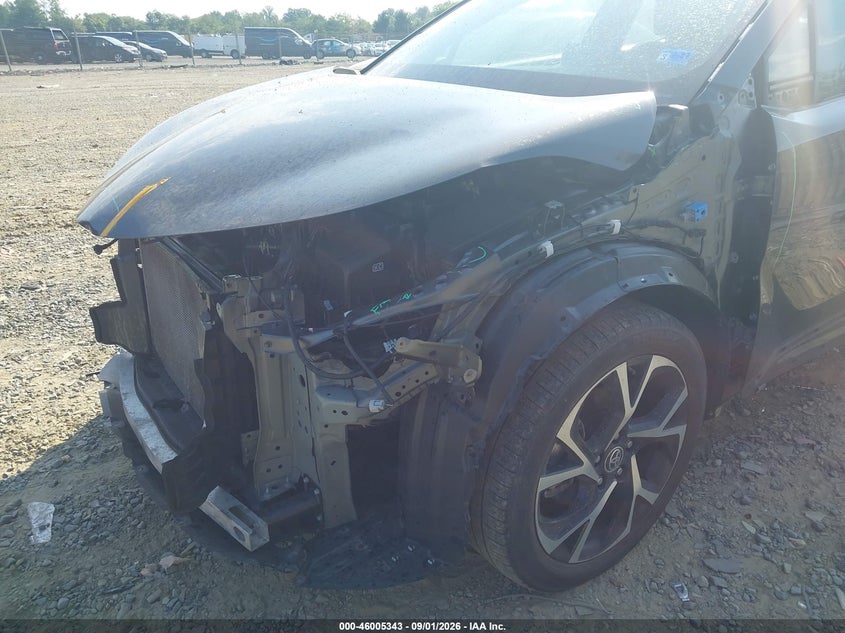 TOYOTA C-HR - zdjęcie 6