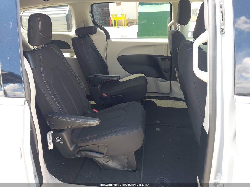 CHRYSLER VOYAGER 2023 VIN 2C4RC1CG0PR596093