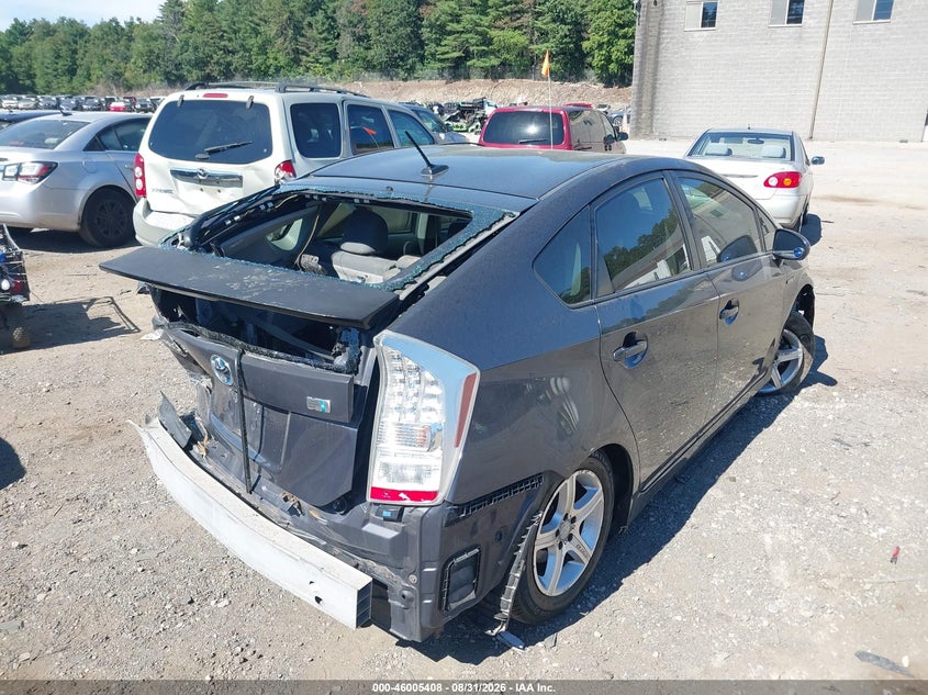 2010 TOYOTA PRIUS auction photo 4