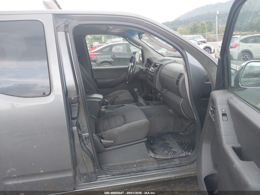 2005 NISSAN FRONTIER auction photo 5