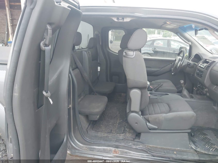 2005 NISSAN FRONTIER auction photo 8