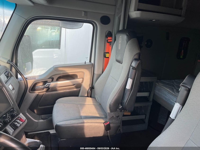 2020 KENWORTH T680 auction photo 5