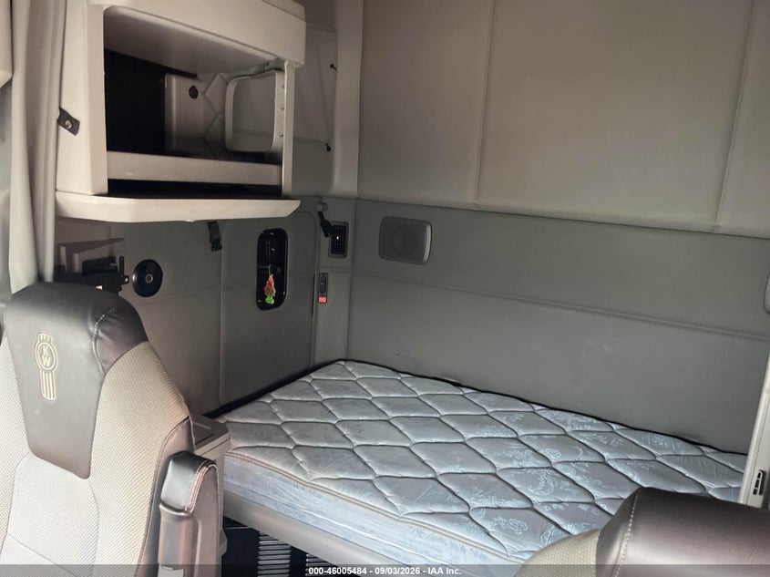 2020 KENWORTH T680 auction photo 7
