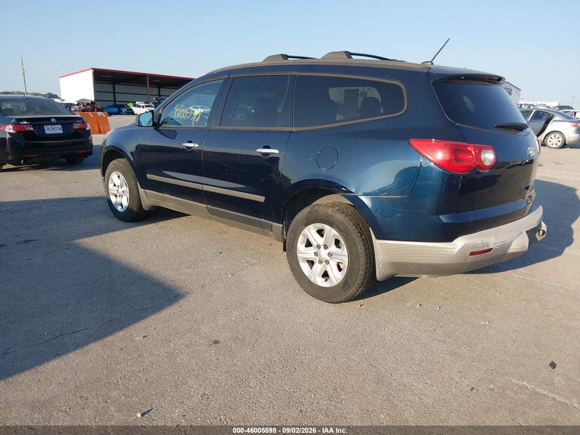 2012 CHEVROLET TRAVERSE auction photo 3