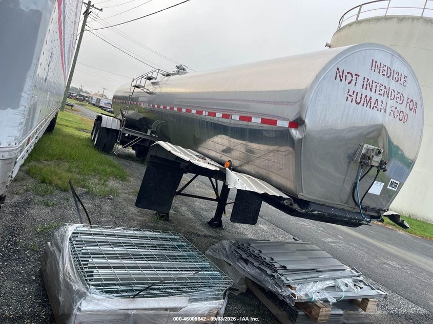 1984 WALKER TANKER auction photo 1