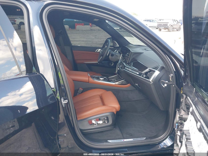 BMW X7 - zdjęcie 5
