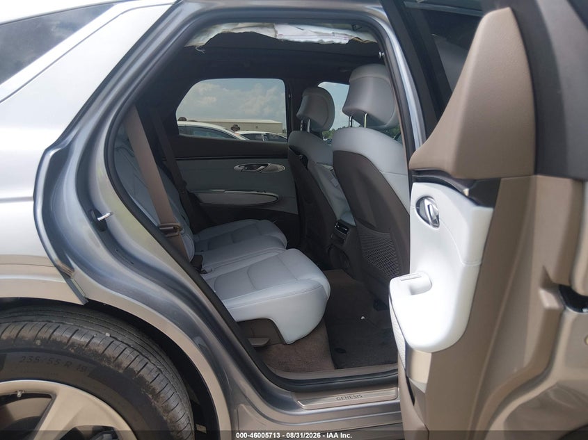 2026 GENESIS GV70 2.5T ADVANCED · Фото 8