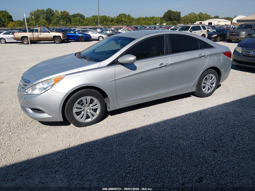 2013 HYUNDAI SONATA auction photo 2