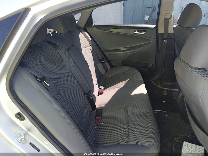 2013 HYUNDAI SONATA auction photo 8