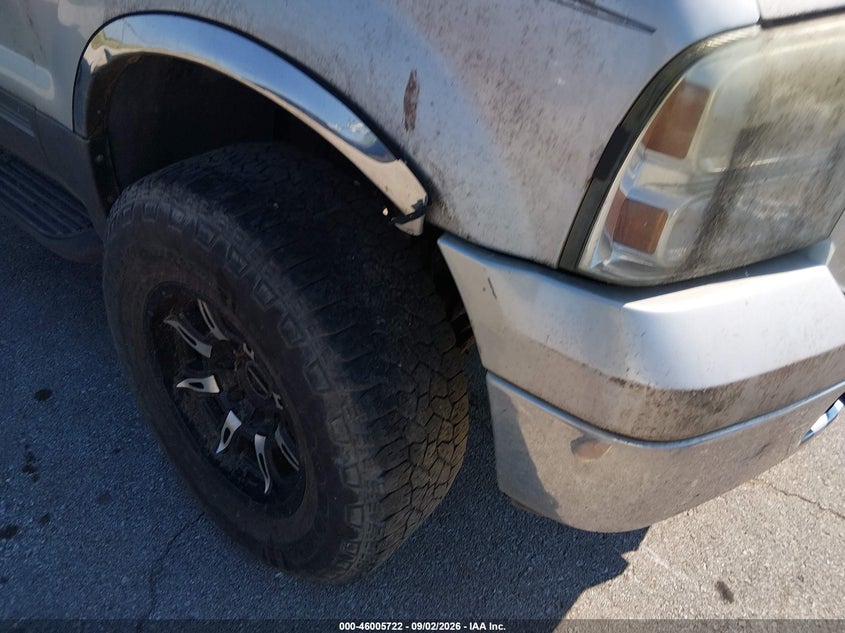 2005 FORD EXCURSION auction photo 6