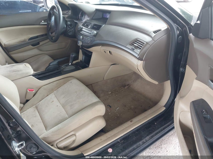 HONDA ACCORD 2010 VIN 1HGCP2F33AA072216