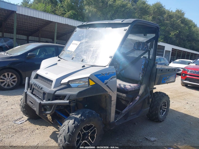 2017 POLARIS RANGER auction photo 2