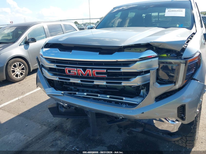 GMC SIERRA 1500 - zdjęcie 18