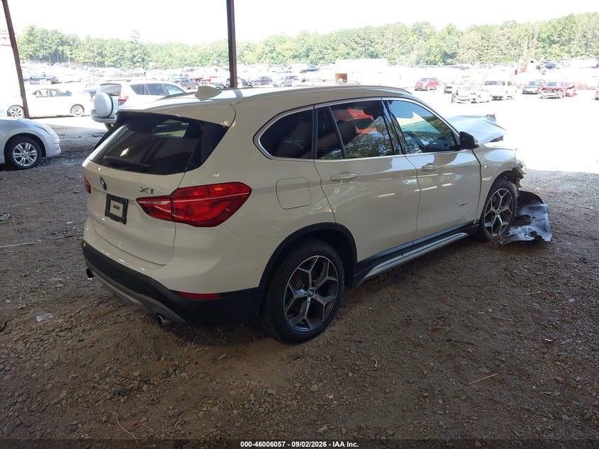 BMW X1 - zdjęcie 4