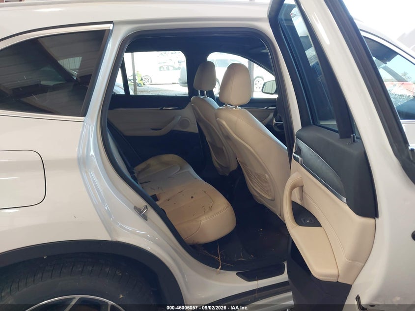 BMW X1 - zdjęcie 8