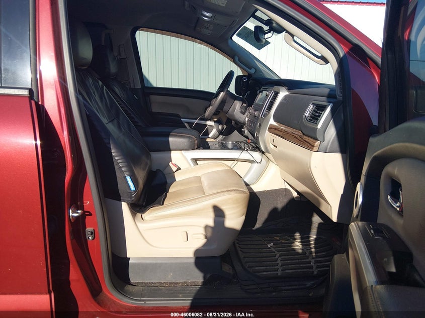 2017 NISSAN TITAN auction photo 5