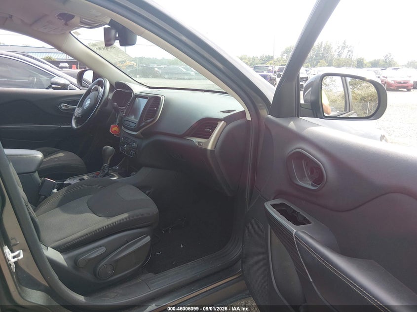 2015 JEEP CHEROKEE auction photo 5