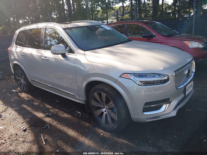 2022 VOLVO XC90 T6 INSCRIPTION 7 PASSENGER