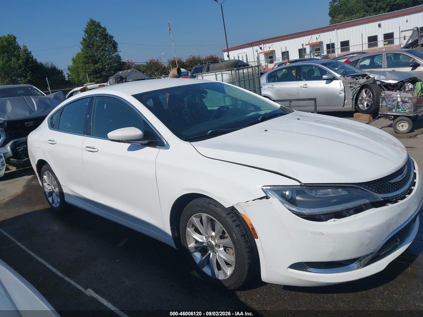 2015 CHRYSLER 200 C · Фото 13