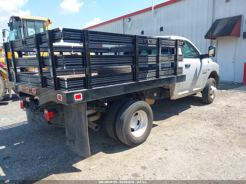 2018 RAM 3500 CHASSIS auction photo 4