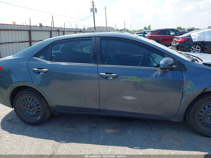 TOYOTA COROLLA - zdjęcie 13
