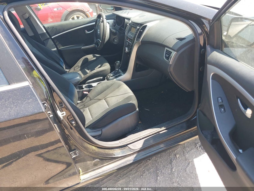 2014 HYUNDAI ELANTRA GT auction photo 5