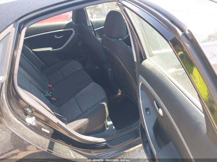 2014 HYUNDAI ELANTRA GT auction photo 8