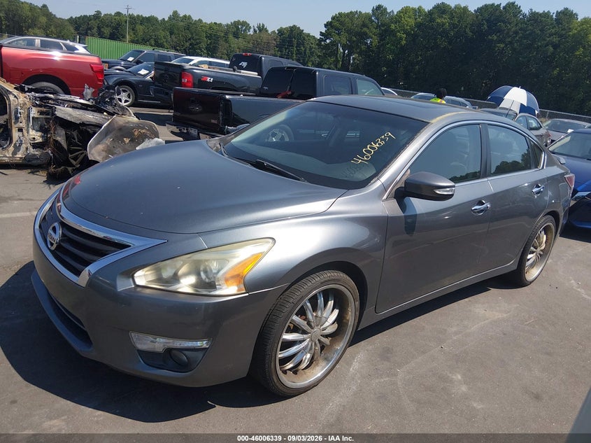 2015 NISSAN ALTIMA auction photo 2