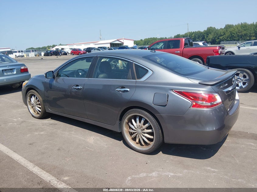 2015 NISSAN ALTIMA auction photo 3