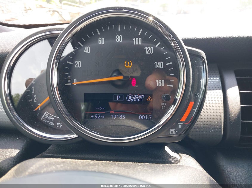 2020 MINI CONVERTIBLE auction photo 7