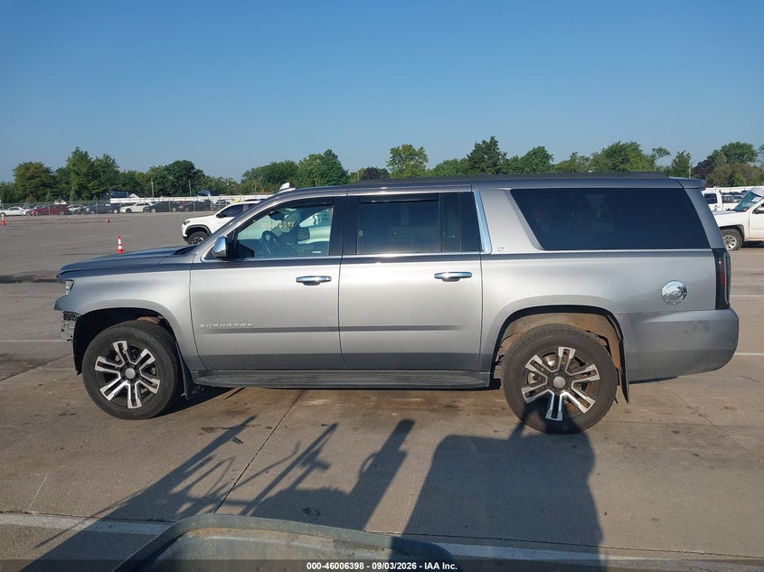 CHEVROLET SUBURBAN - zdjęcie 14