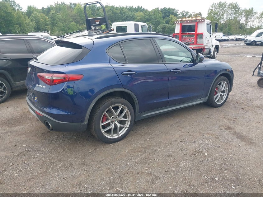 2018 ALFA ROMEO STELVIO auction photo 4