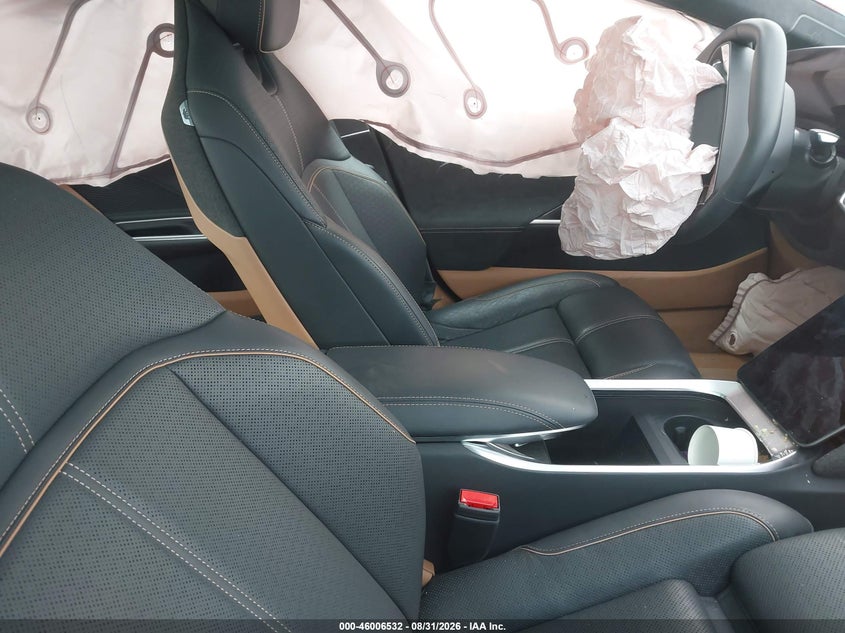 2025 LUCID AIR GRAND TOURING · Photo 5