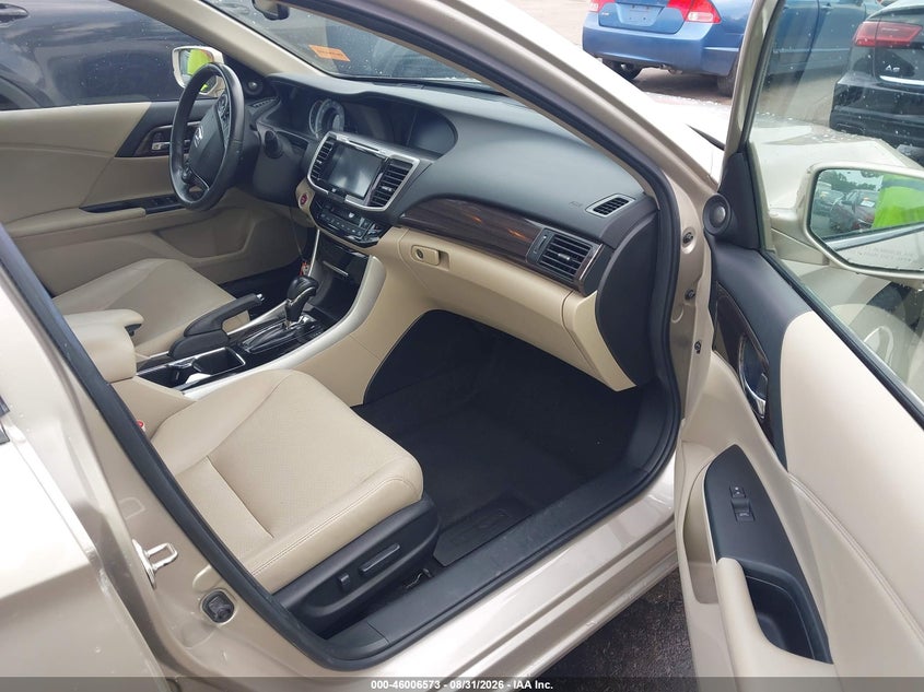 2016 HONDA ACCORD auction photo 5