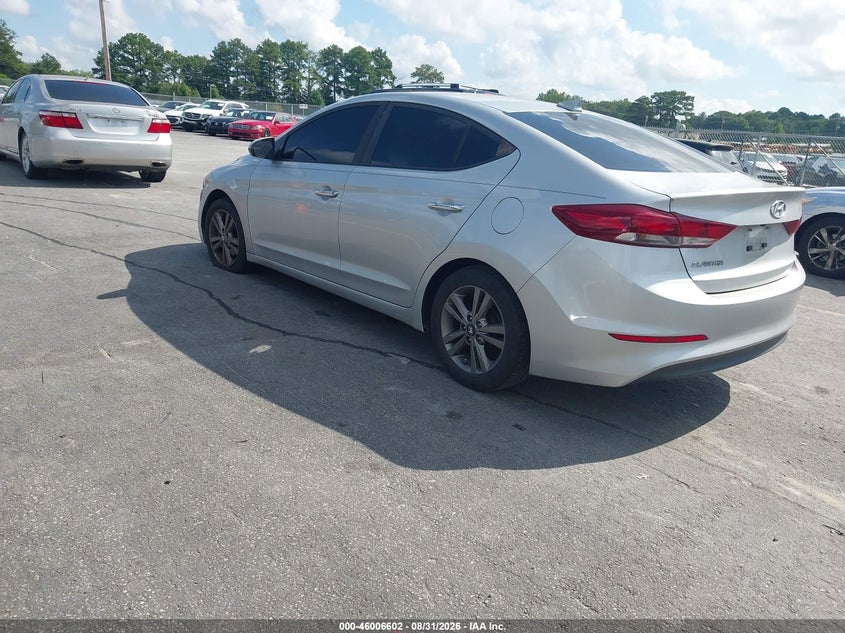 2017 HYUNDAI ELANTRA auction photo 3