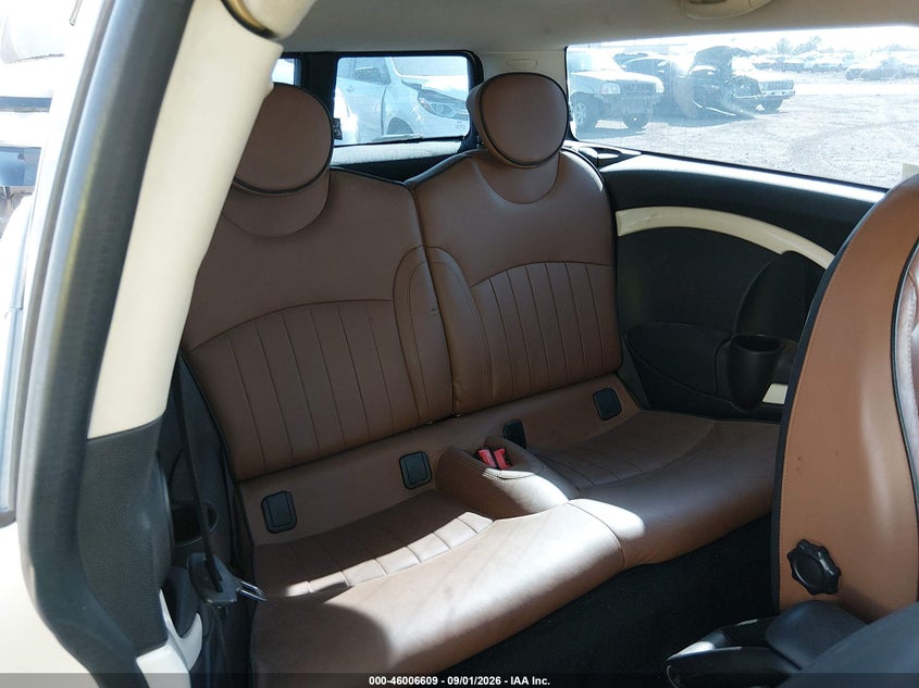 2013 MINI CLUBMAN auction photo 8