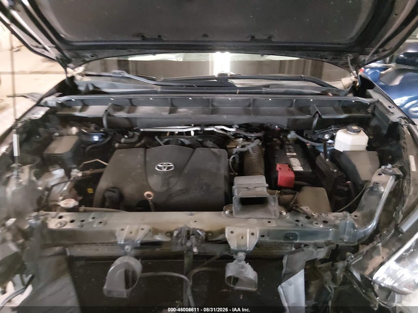 TOYOTA HIGHLANDER - zdjęcie 10
