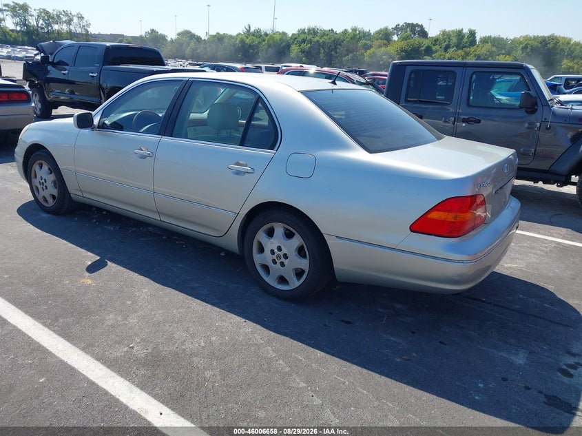 2003 LEXUS LS 430 auction photo 3