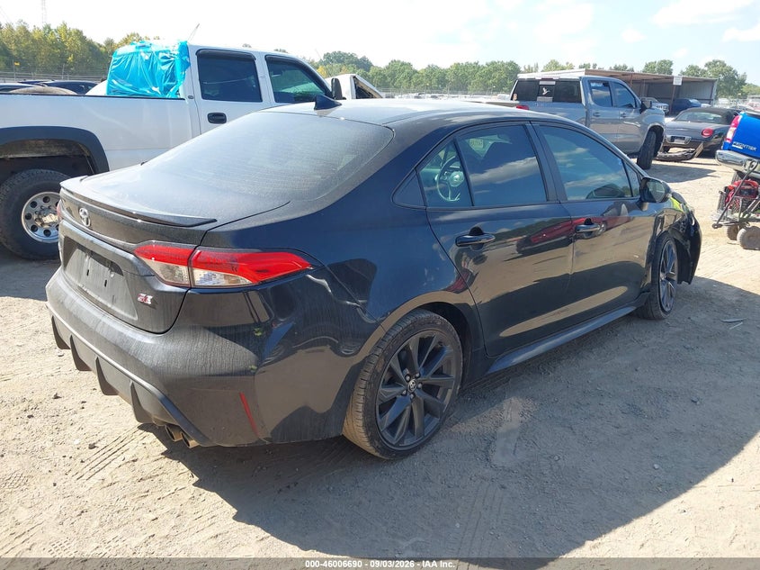 TOYOTA COROLLA - zdjęcie 4