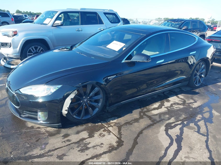 2015 TESLA MODEL S auction photo 2