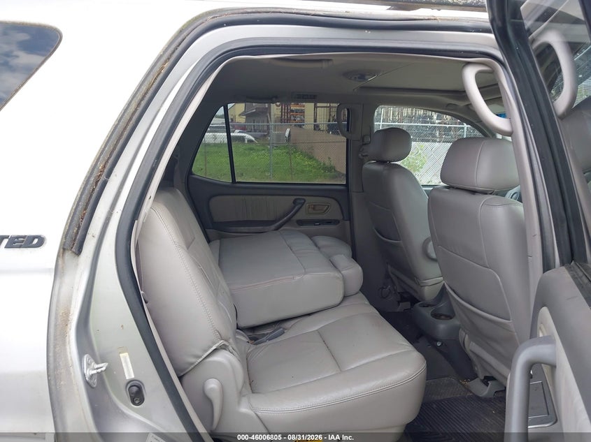 2001 TOYOTA SEQUOIA auction photo 8