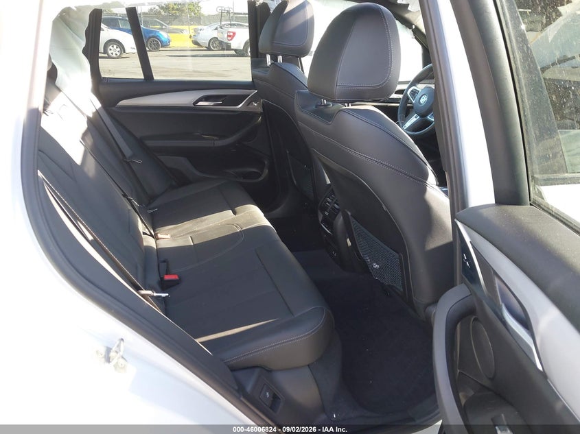 2022 BMW X3 auction photo 8